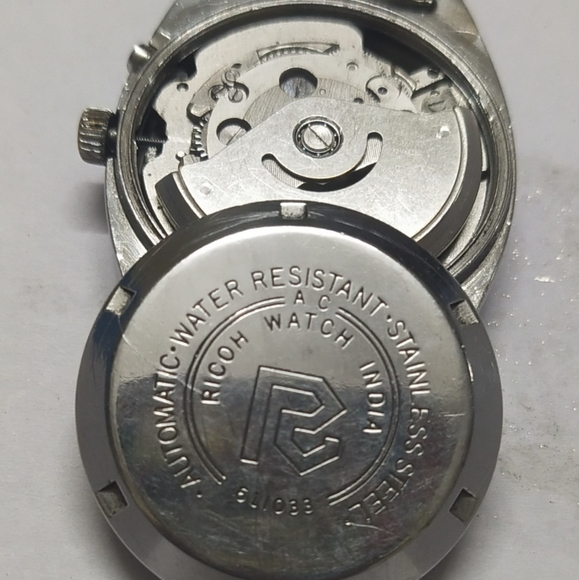 RICOH WATCH - Picture 5 of 7